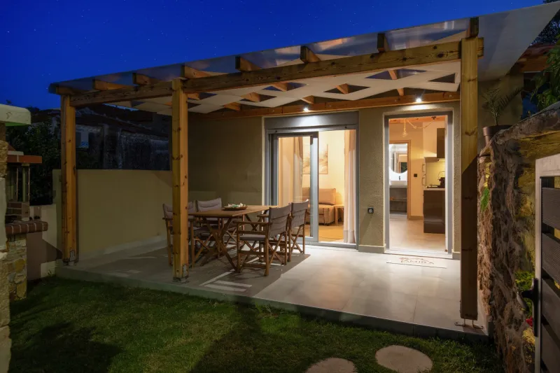 Amira House Sithonia