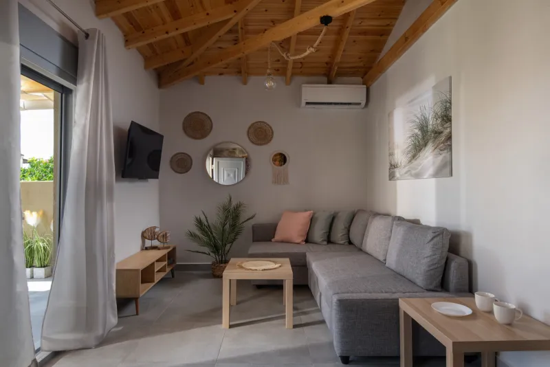 Amira House Sithonia