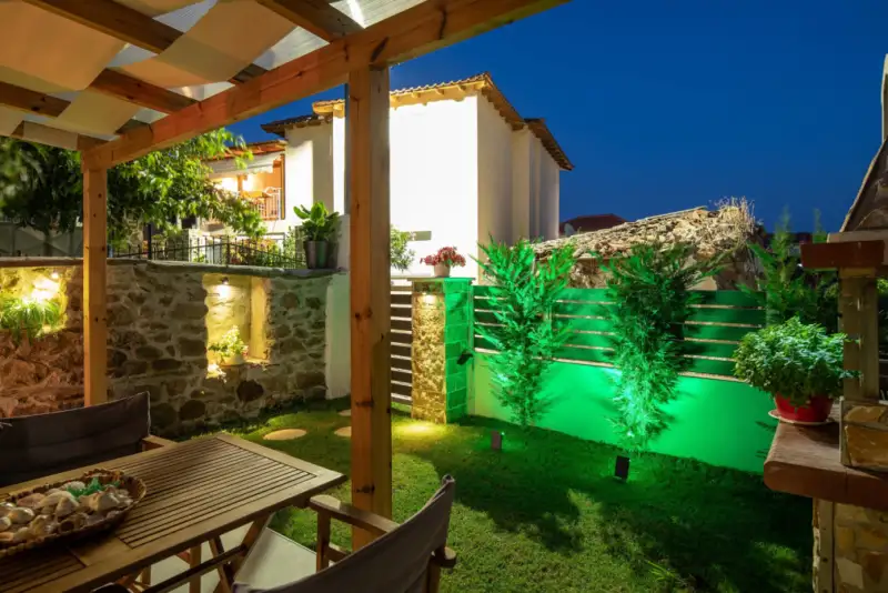 Amira House Sithonia